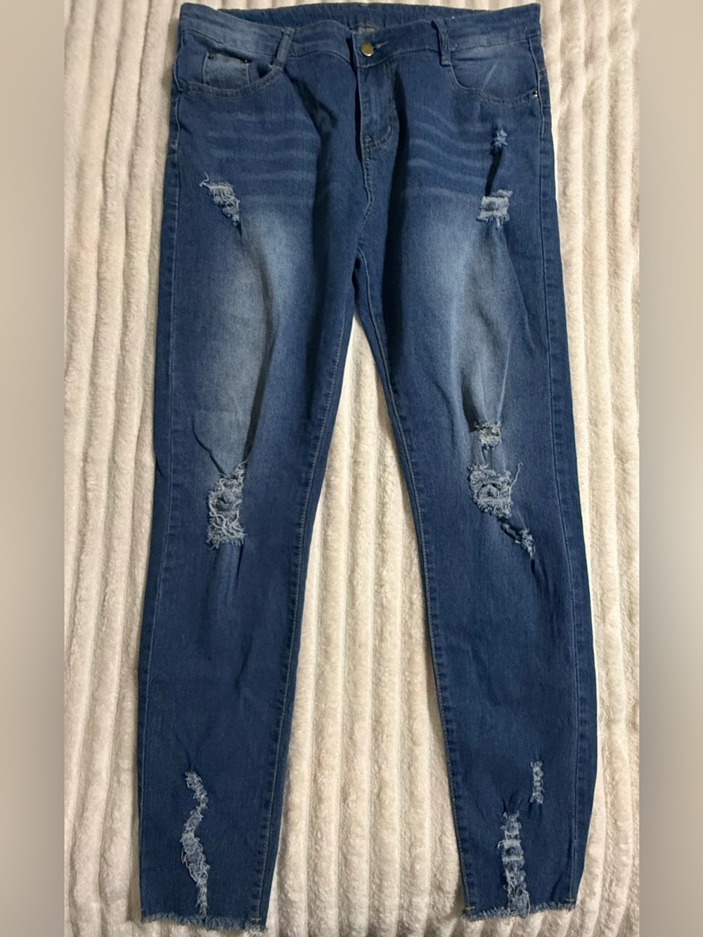 SHEIN Medium Blue Ripped Skinny Jeans